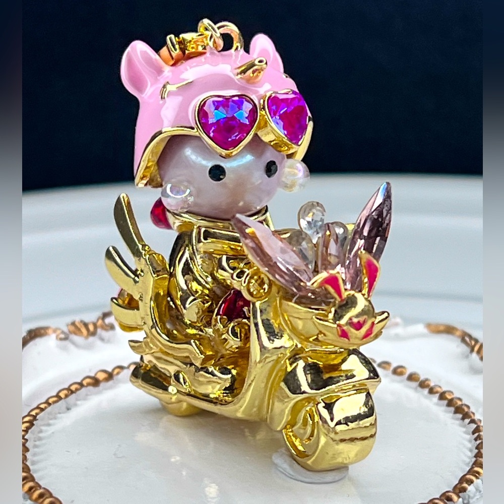 🔥💕💕 Custom Handmade Premium Freshwater Pearl Character Detachable Pendant Decor